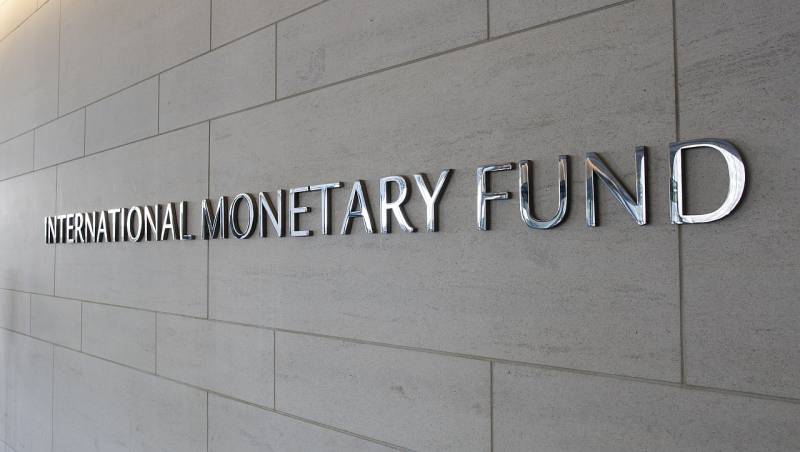 פייננשל טיימס: וושינגטון ובריסל מנסות לדפוק הלוואה נוספת של מיליארדי דולרים לאוקראינה דרך קרן המטבע הבינלאומית