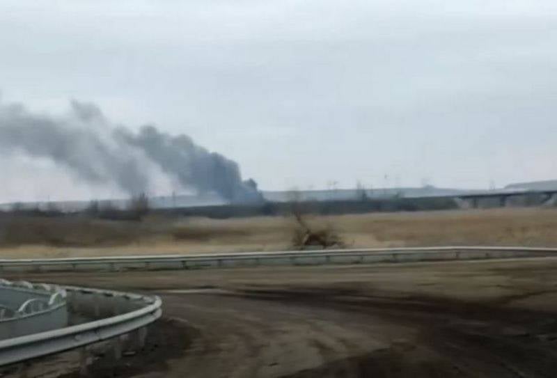 乌克兰武装部队继续离开燃烧的阿尔乔莫夫斯克，称其为“地狱”