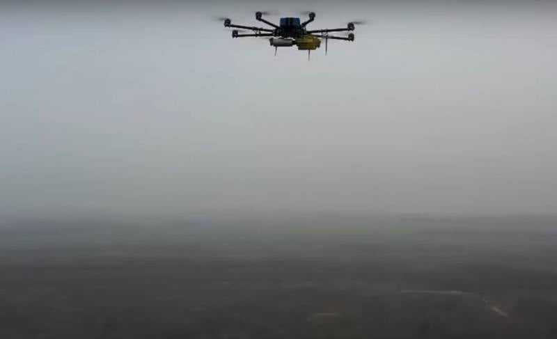 Un drone ucraino ha lanciato munizioni nella regione di Kursk