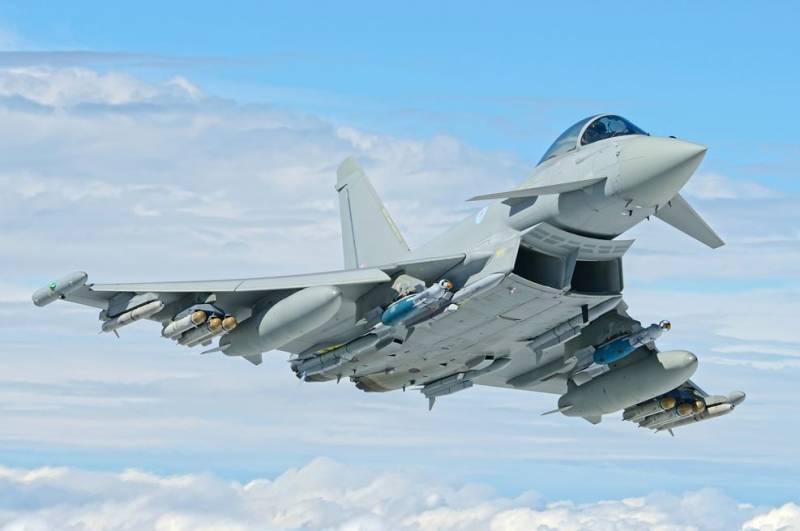 بریتانیا امکان انتقال جت های جنگنده به اوکراین را صادر کرد