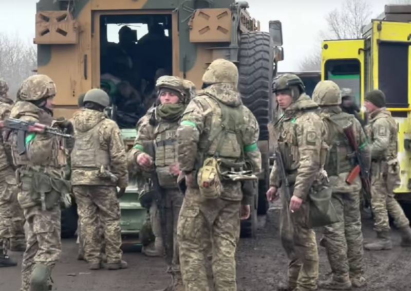 Voenkor: il comando delle forze armate ucraine era preoccupato per la disciplina al fronte a causa delle rappresaglie contro gli ufficiali