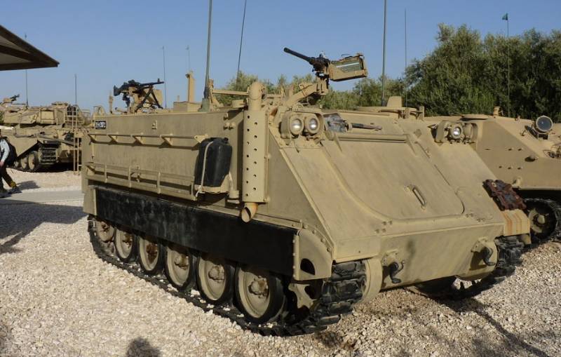 M113 - the most massive American armored personnel carrier