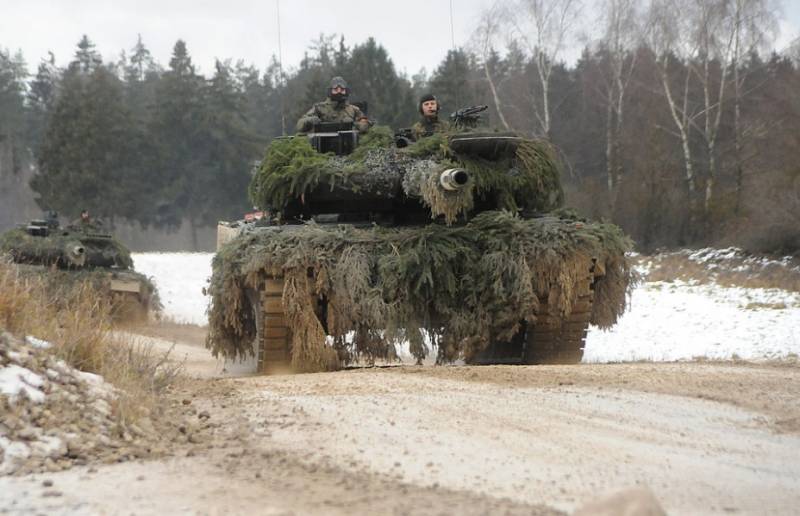 Ukraynalı tankerlerin Leopard 2 tanklarını kullanma eğitimi Almanya'da başladı