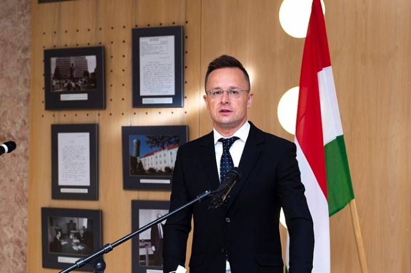 Het hoofd van het Hongaarse ministerie van Buitenlandse Zaken kwam naar Wit-Rusland om onder meer het conflict in Oekraïne te bespreken
