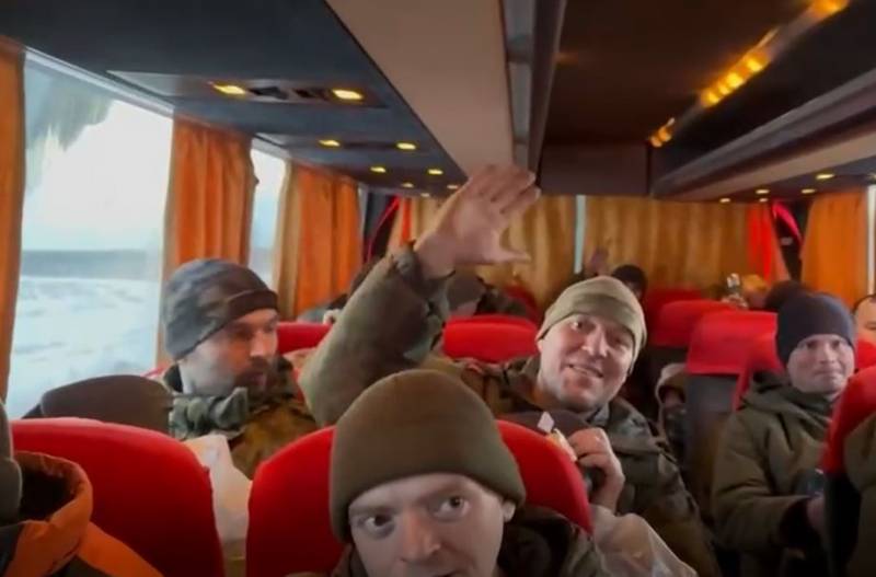במסגרת חילופי דברים חדשים עם קייב, הוחזרו יותר ממאה חיילים רוסים מהשבי האוקראיני