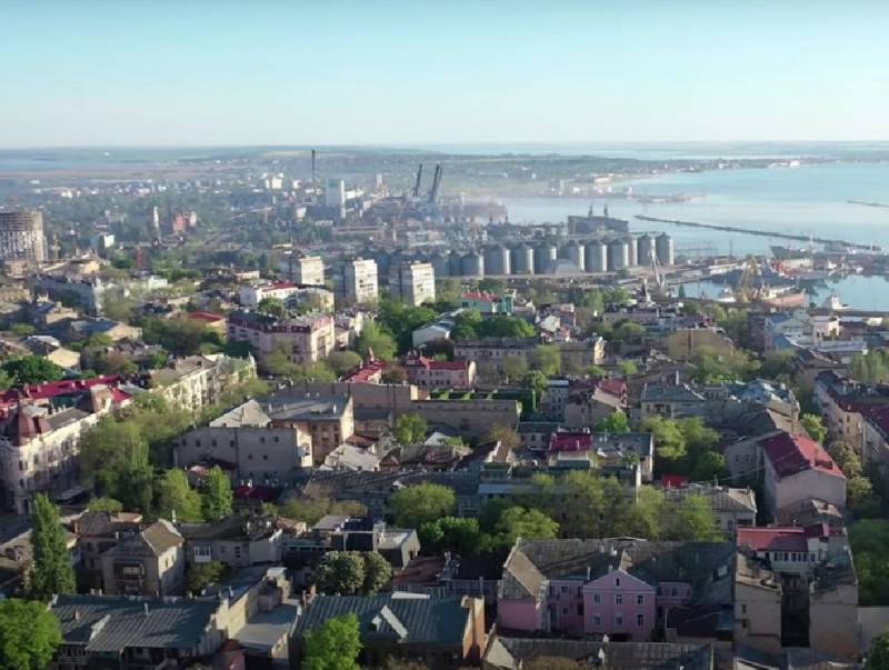 Konstantinov, voorzitter van de Staatsraad van de Krim, noemde de bevrijding van Odessa het legitieme doel van de speciale operatie
