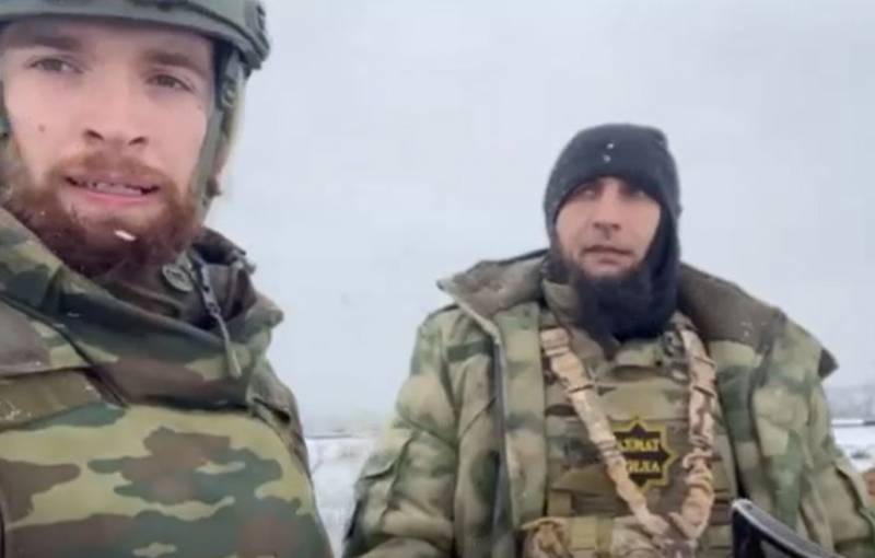 Soldados das forças especiais "Akhmat" e do 2º corpo de exército do LPR tomaram o opnik das Forças Armadas da Ucrânia na altura dominante na área de Belogorovka