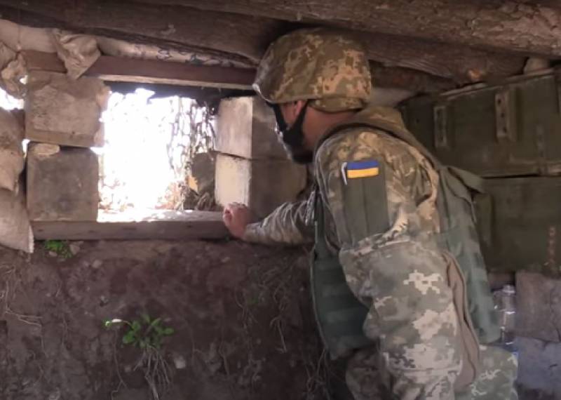 Especialista militar Marochko: Forças Armadas ucranianas contam com a abertura de uma "segunda frente" após a visita de Biden a Kiev