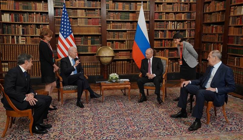 Французское СМИ: отношения между Россией и США достигли точки невозврата