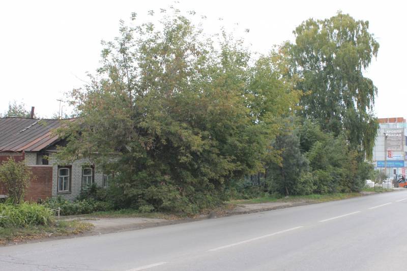 Maisons anciennes, personnes âgées et nouvelles distances