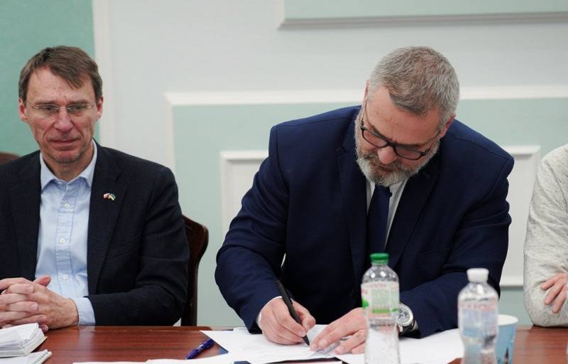 基辅和布拉格签署了关于建立联合防御集群的最终协议