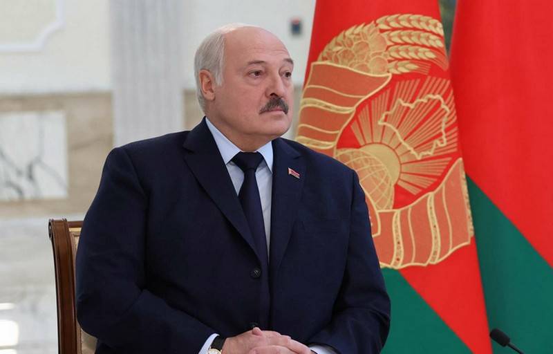 Lukashenko nyebutake syarat kanggo Belarus kanggo gabung karo operasi khusus Rusia ing Ukraina