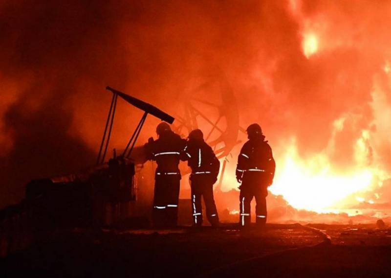 At night, explosions thundered at enemy targets in Dnepropetrovsk and Konstantinovka