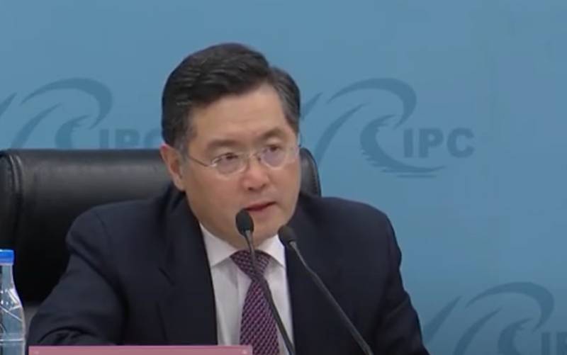 وزیر خارجه چین: پکن آماده است خرد چینی را برای پایان دادن به درگیری در اوکراین به اشتراک بگذارد