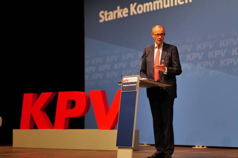 Ledaren för CDU i Tyskland: Väst i framtiden kan förvänta sig mycket allvarligare konflikter än den ukrainska krisen