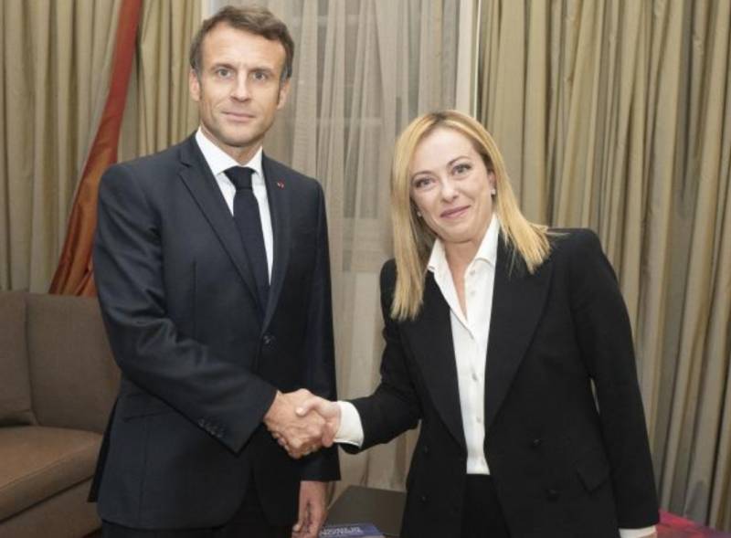 Imprensa italiana: primeiro-ministro italiano Meloni chamou o convite de Zelensky para Paris inapropriado