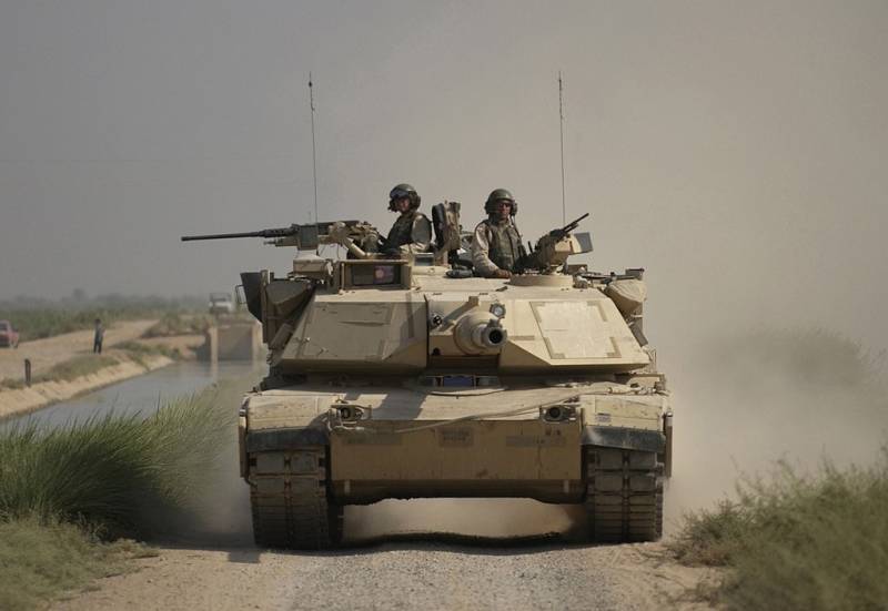 Западная пресса сообщила о возможности США производить не более 12 танков в месяц для Украины