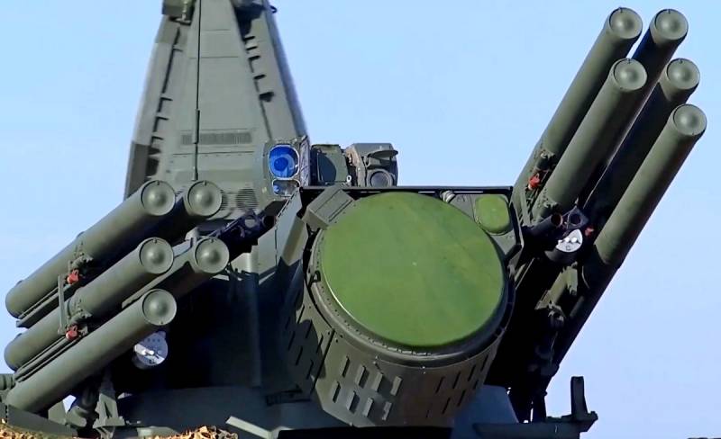 Rus hava savunması, Ukrayna Silahlı Kuvvetlerinin Donbass şehirlerine yaptığı büyük çaplı bir saldırıyı püskürterek HIMARS MLRS füzelerini durdurdu.