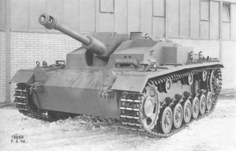 Assault artillery: StuG III and its descendants