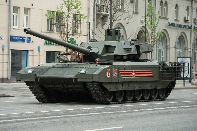 Японская пресса: Российский танк Т-14 Армата превосходит немецкий Leopard 2 по всем параметрам