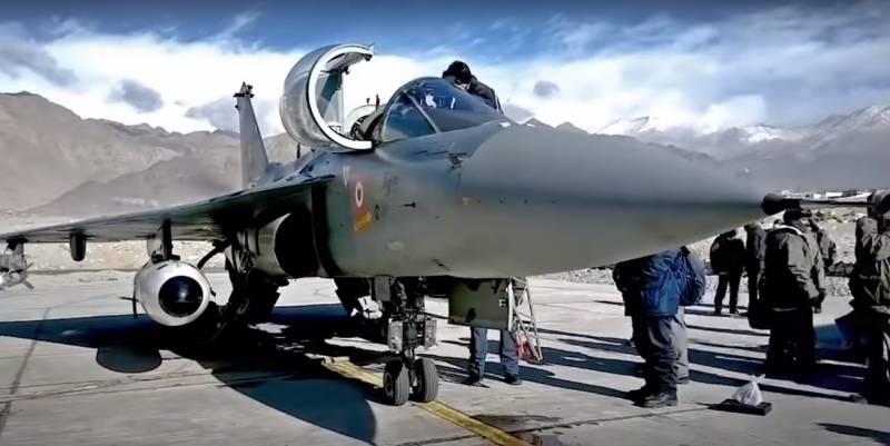 인도 공군, 자체 생산 경전투기 50대 추가 구매 계획