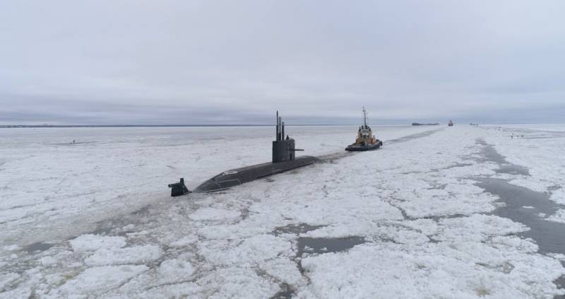 De leidende onderzeeër van project 677 "St. Petersburg" werd ter reparatie gestuurd met mogelijke modernisering
