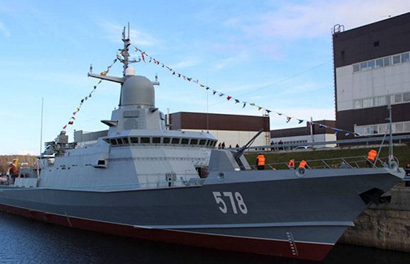 Projekt 22800 Burya RTO byggd för den baltiska flottan genomförde raketavfyrning som en del av statliga tester
