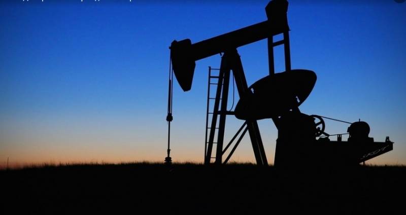 Международное энергетическое агентство заявило о снижении доходов РФ от экспорта нефти и газа в январе на 40 процентов