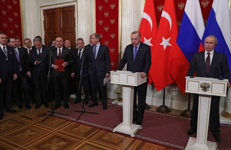 Turkisk expert förklarade Ankaras större närhet till Ryssland än till USA