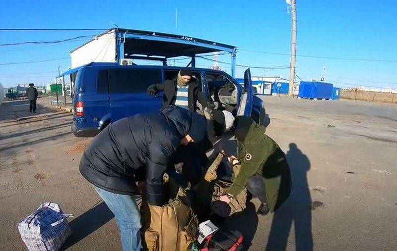ウクライナに入り、ウクライナ軍の仲間入りをするつもりだったロシア人が、カザフスタンとの国境で拘束された