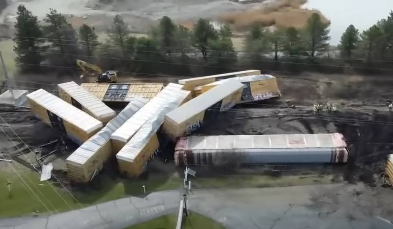 Een ander ongeval met een chemische trein is gemeld in de VS