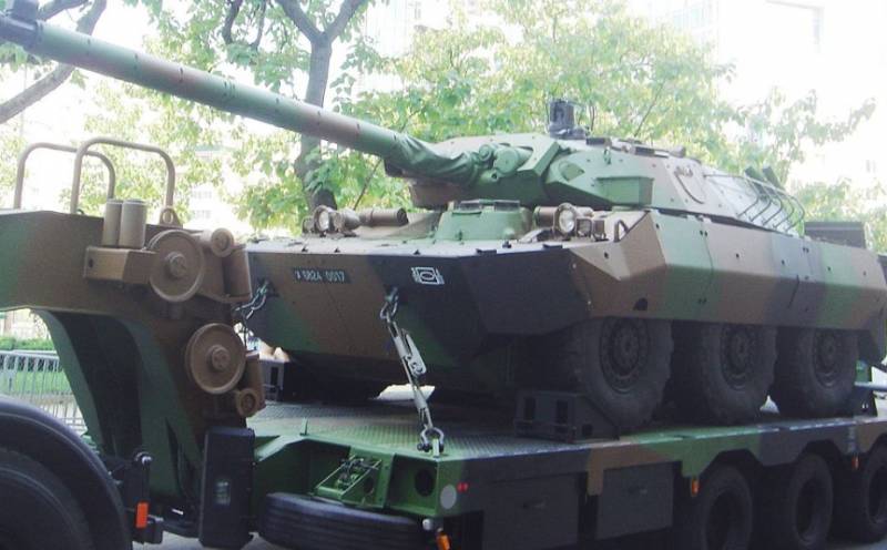Несколько французских колесных танков AMX-10RC прибыли на Украину