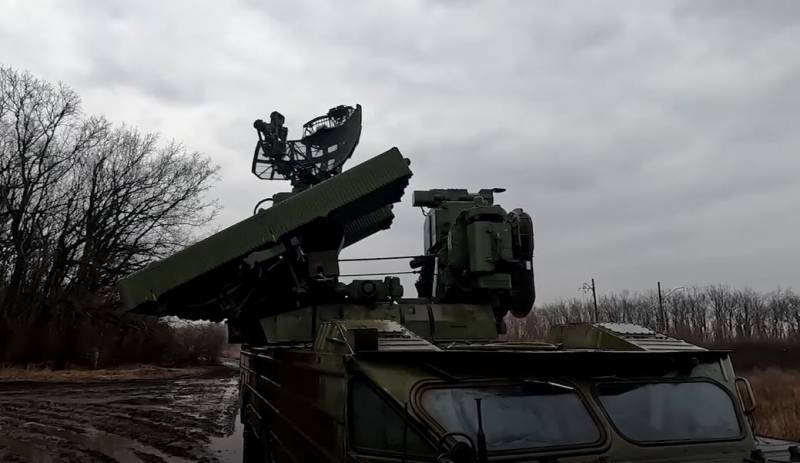 공중 정찰을 강화하려는 키예프의 시도로 인해 우크라이나 군대를 위한 XNUMX대 이상의 드론이 손실되었습니다. - 국방부