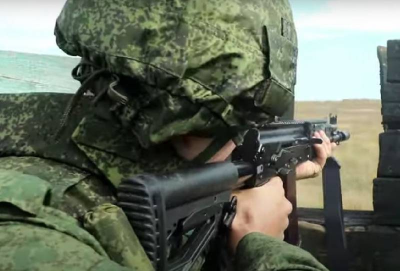 우크라이나 국군 총참모부는 보그다노브카 인근 러시아군과 아르테모스크 인근 프레드테크노 인근의 "XNUMX시간 수많은" 공격에 대해 언급했다.