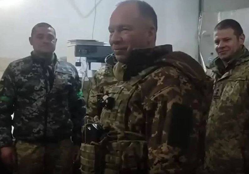 Il comandante delle forze di terra delle forze armate ucraine ha accennato alla controffensiva delle formazioni ucraine vicino ad Artemivsk