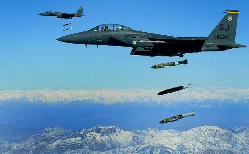 Amerykańskie samoloty przeprowadziły serię ataków na obiekty rzekomo związane z IRGC w Syrii