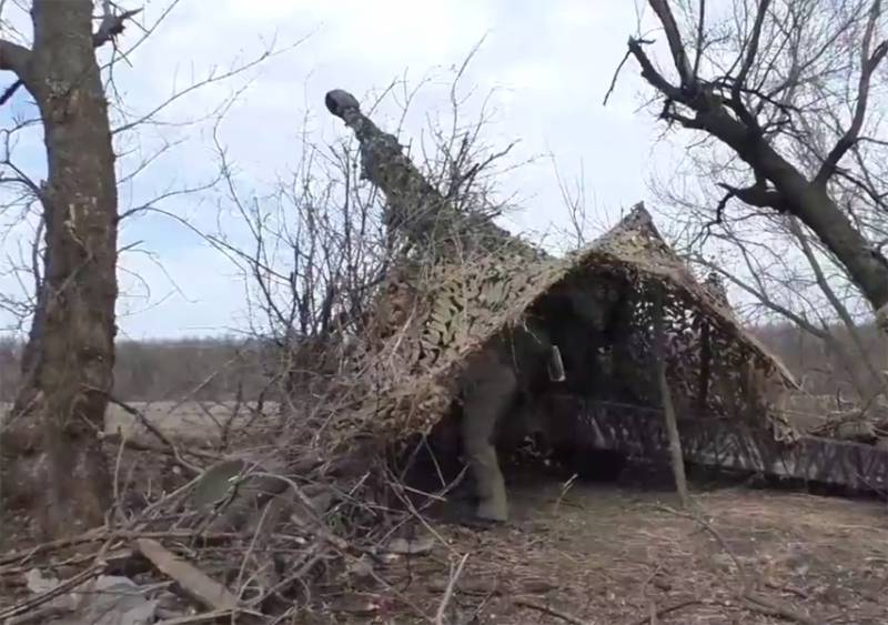 As tropas russas infligiram uma derrota nas instalações de acomodação do pessoal inimigo em Orekhovo e Slavyansk