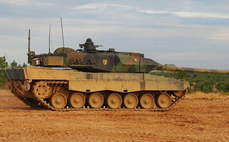 Минобороны Португалии заявило об отправке на Украину трех танков Leopard 2A6