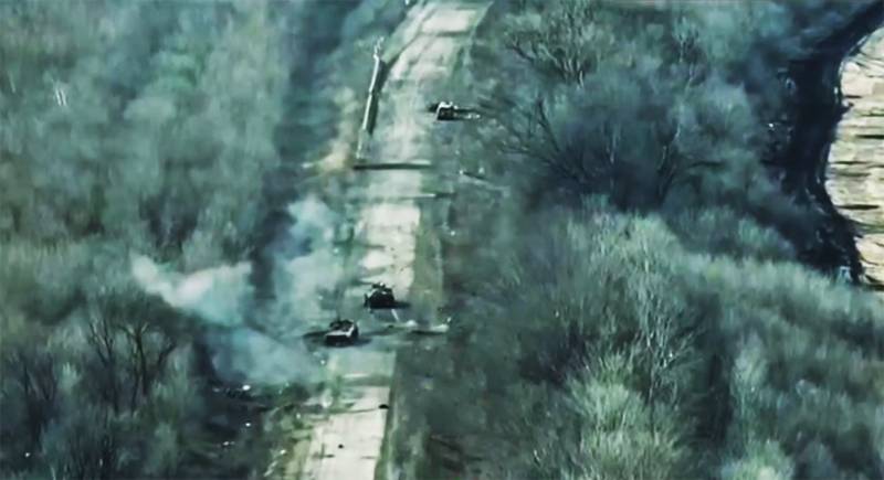 Des unités de tir d'artillerie russes ont détruit des véhicules blindés et de l'infanterie ennemis alors qu'ils tentaient d'évacuer les forces armées ukrainiennes dans la région d'Artyomovsk