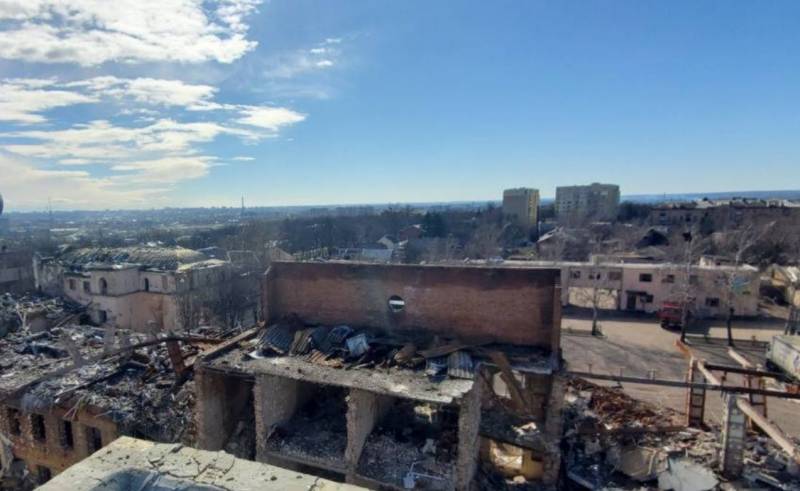 Forças Armadas Russas atacadas no quartel das Forças Armadas da Ucrânia em Kharkov