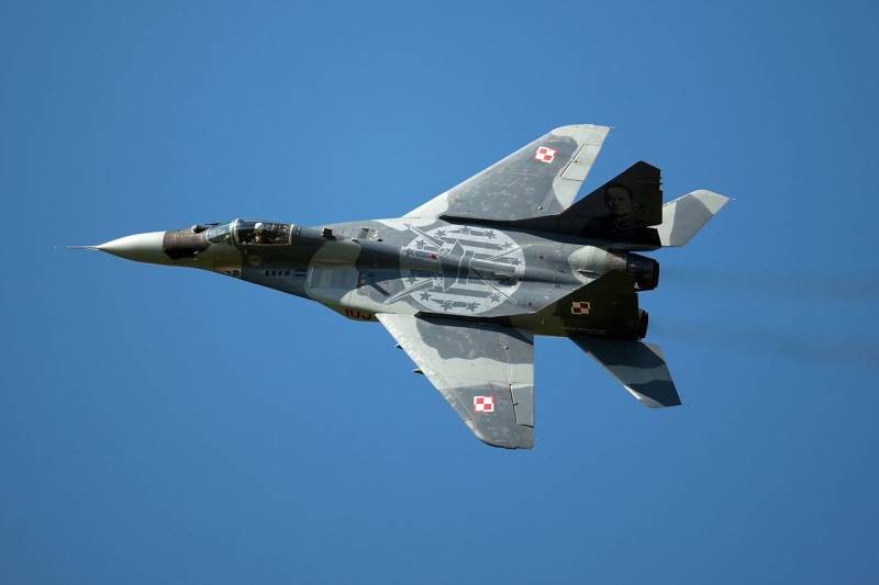 Der Vertreter der Streitkräfte der Ukraine kritisierte die von Polen und der Slowakei versprochenen Flugzeuge: „veraltet und ineffizient“