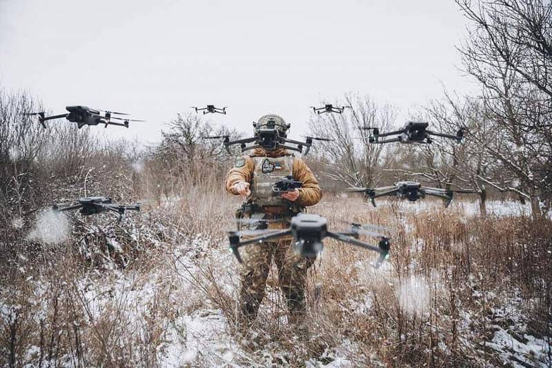 Ministerie van Defensie: Russische luchtverdedigingstroepen onderschepten en schoten 25 Oekraïense UAV's in één dag neer