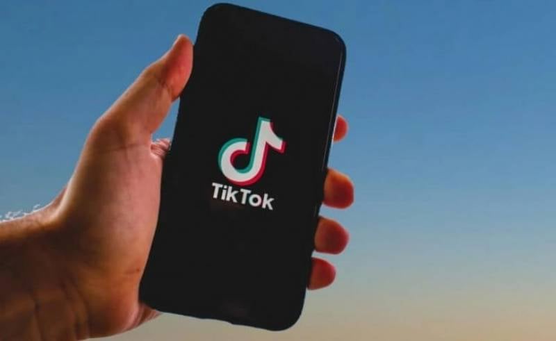 The Wall Street Journal: Власти США угрожают китайским владельцам TikTok запретом приложения в США