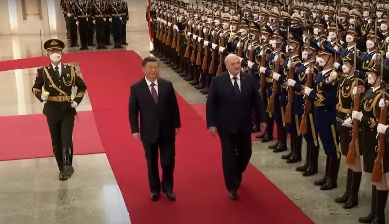 Japanse pers: Versterking van de samenwerking tussen Minsk en Beijing is gericht tegen Washington