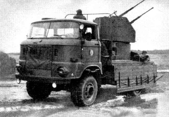 2M-3 on the chassis of the IFA W50 truck