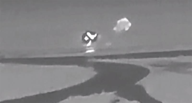 俄罗斯空天军在赫尔松地区右岸确定敌人的位置和目标