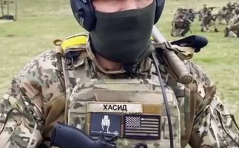 Тренировка украинских военнослужащих инструктором, проходившим службу в спецназе Израиля, попала в кадр
