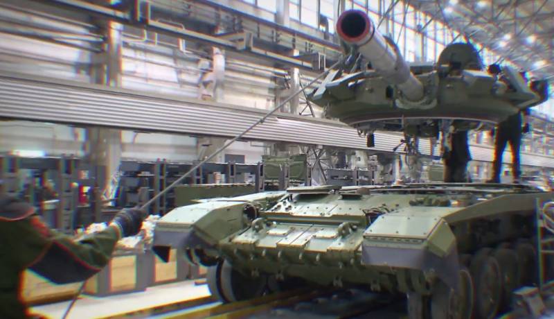 The process of upgrading the T-72B tank to the B3M level is shown