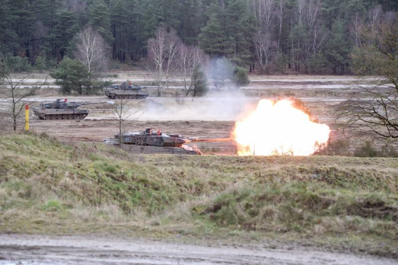 Министр обороны Германии назвал количество танков Leopard, планируемых к отправке на Украину