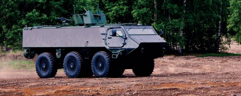 ヨーロッパの軍隊のための CAVS プログラムと統合装甲プラットフォーム Patria 6x6